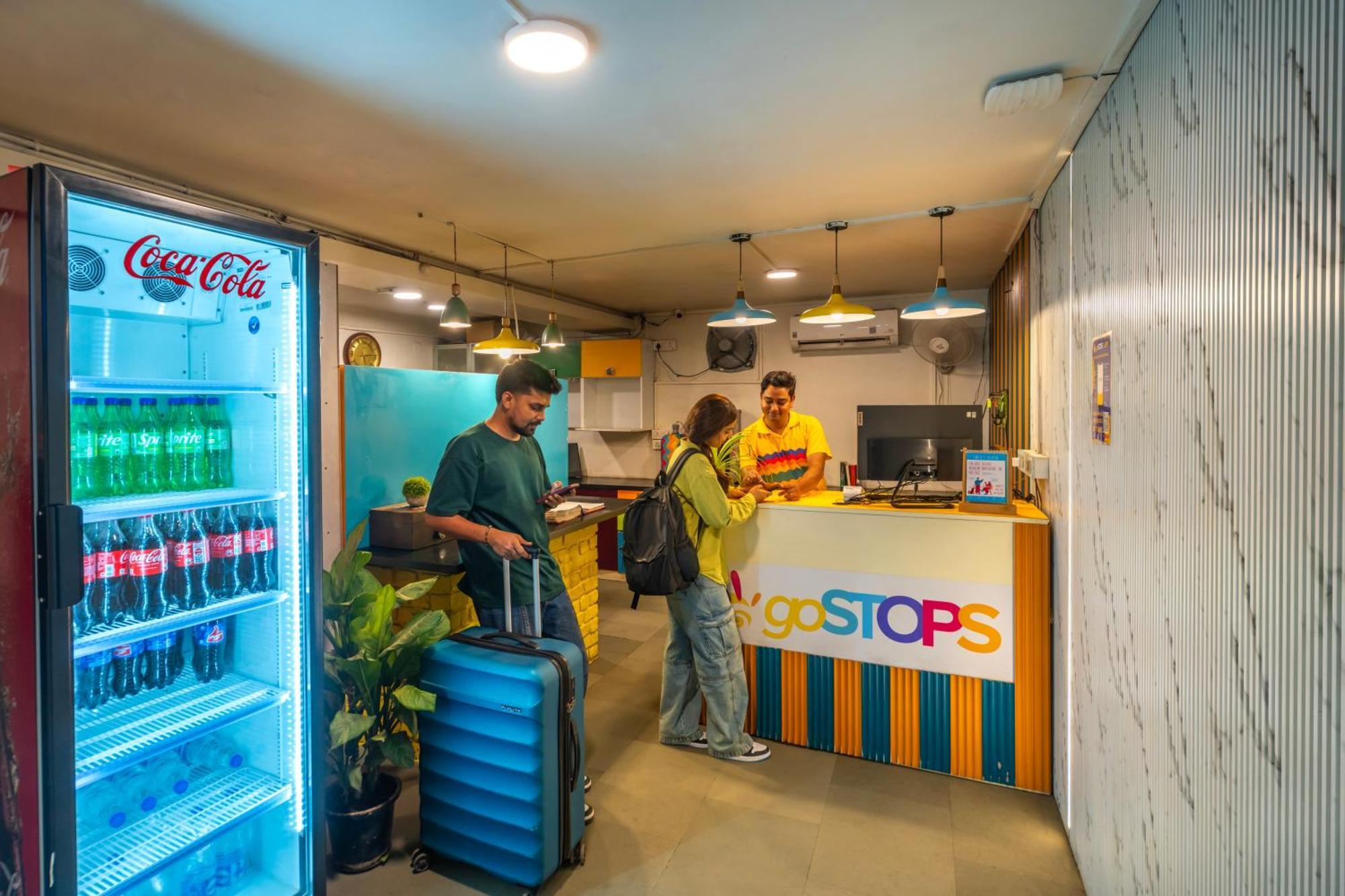 Gostops Delhi Ню Делхи Екстериор снимка